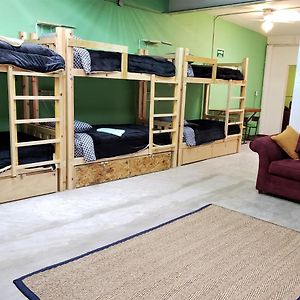 Dormitory Room Mixed